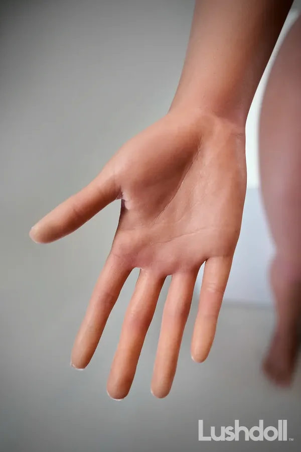 Lushdoll S167cm Silicone - Hannah
