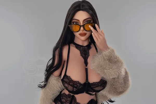 SE Doll 157cm H - Hazel