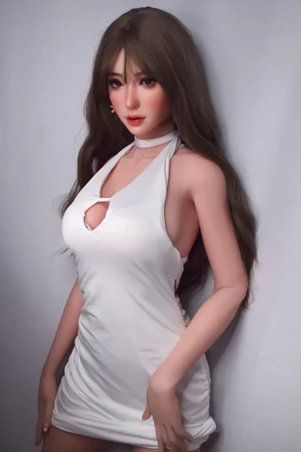 Elsa Babe Amami Tomoko
