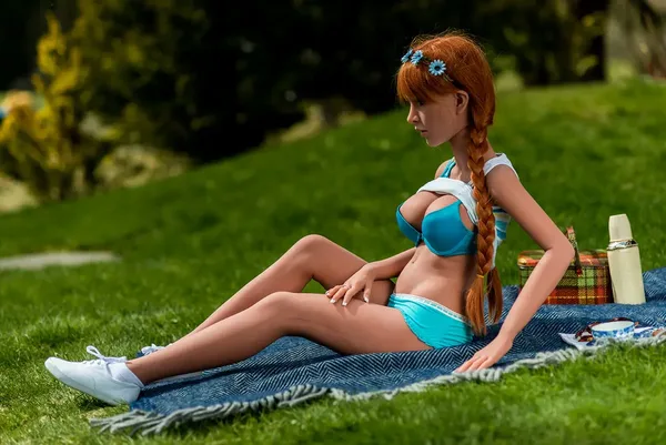WM Doll - Hilton
