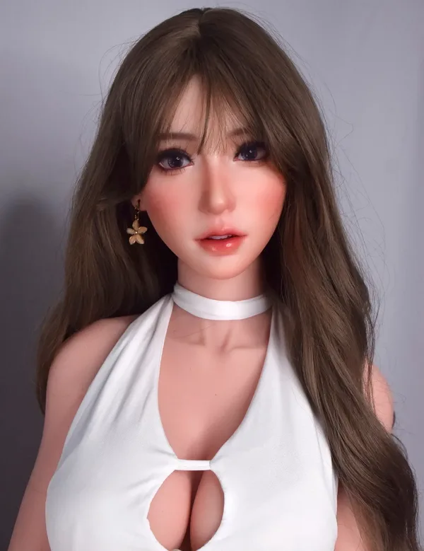 Elsa Babe Amami Tomoko